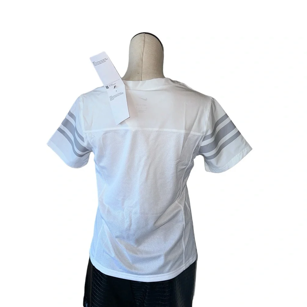 Nike nwt women